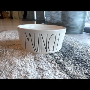 Rae Dunn 8” pet bowl